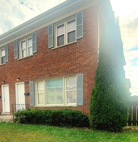 2207 Williamsburg Drive Waukegan IL 60085