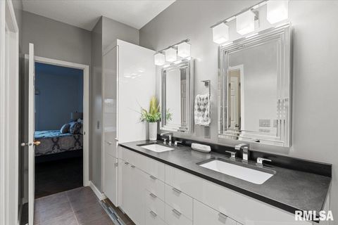 Tiny photo for 3000 E 32ND Street #14, Davenport, IA 52807 (MLS # QC4268943)