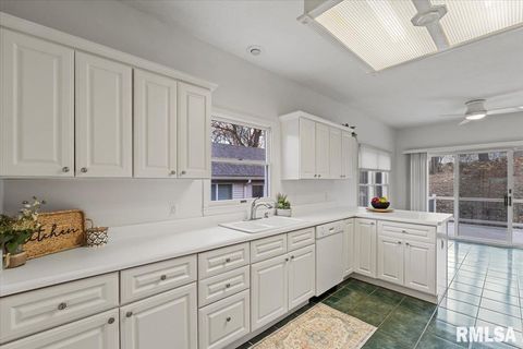 Tiny photo for 3000 E 32ND Street #14, Davenport, IA 52807 (MLS # QC4268943)