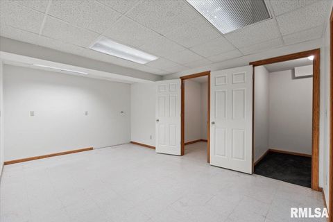 Tiny photo for 3000 E 32ND Street #14, Davenport, IA 52807 (MLS # QC4268943)