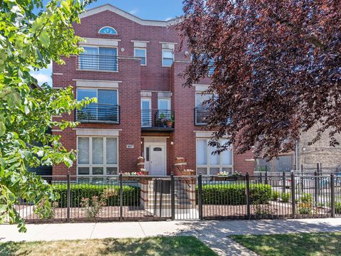 1617 N Artesian Avenue 2N Chicago IL 60647