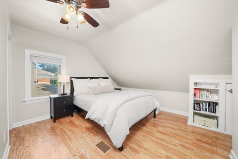 Tiny photo for 314 N Pine Street, Mount Prospect, IL 60056 (MLS # 12491018)