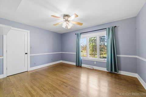 Tiny photo for 980 Persimmon Court, St. Charles, IL 60174 (MLS # 12639425)