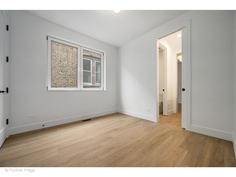 Tiny photo for 1124 W Addison Street #2, Chicago, IL 60613 (MLS # 12531158)