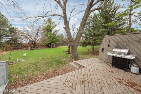 Tiny photo for 401 S Whispering Hills Drive, Naperville, IL 60540 (MLS # 12652691)