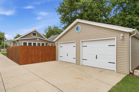 Tiny photo for 12202 Gregory Street, Blue Island, IL 60406 (MLS # 12673712)