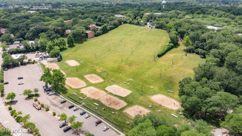 Tiny photo for 5917 Oakwood Drive #141E, Lisle, IL 60532 (MLS # 12674841)