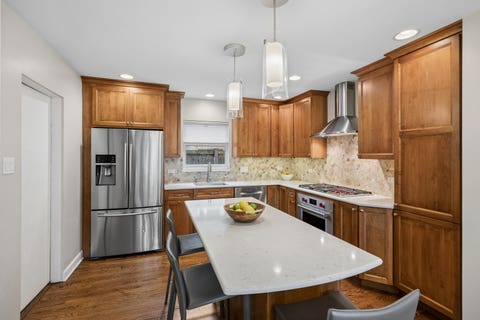 Tiny photo for 1104 Greenfield Street, Oak Park, IL 60302 (MLS # 12724695)
