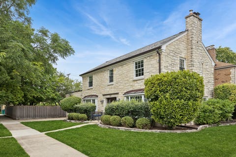 Tiny photo for 1104 Greenfield Street, Oak Park, IL 60302 (MLS # 12724695)