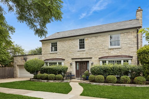 Photo of 1104 Greenfield Street, Oak Park, IL 60302 (MLS # 12724695)