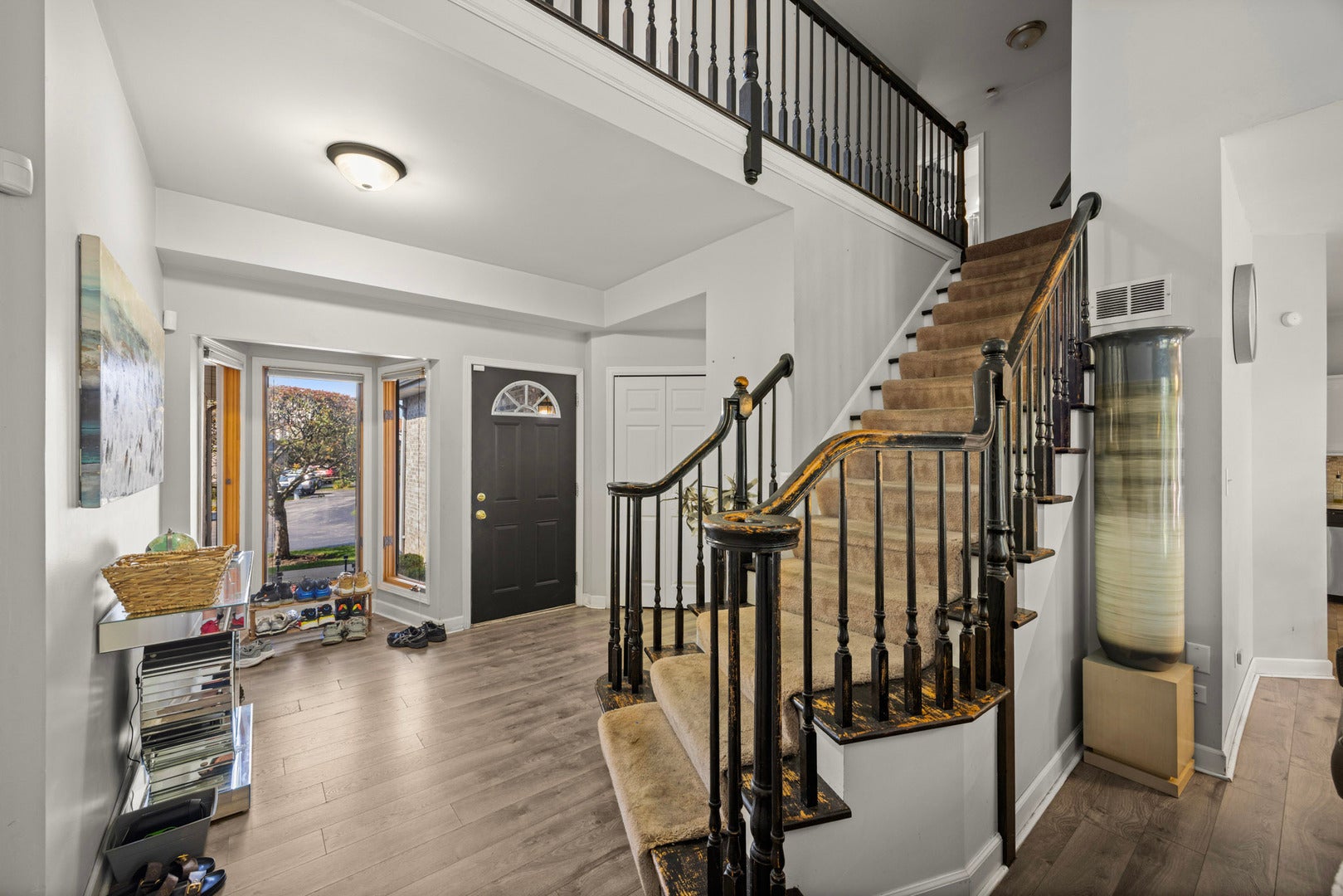 6909 Lexington Court
