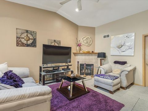 Tiny photo for 6436 N Reanna Way, Loves Park, IL 61111 (MLS # 12491664)
