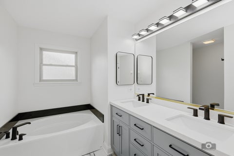Tiny photo for 1000 Butterfield Circle E, Shorewood, IL 60404 (MLS # 12625893)