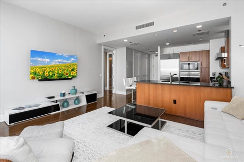 Tiny photo for 401 N Wabash Avenue #68B, Chicago, IL 60611 (MLS # 12758359)
