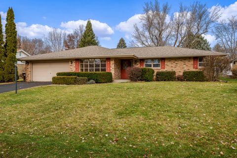 Photo of 5802 CLARENDON Drive, Rockford, IL 61114 (MLS # 12523055)