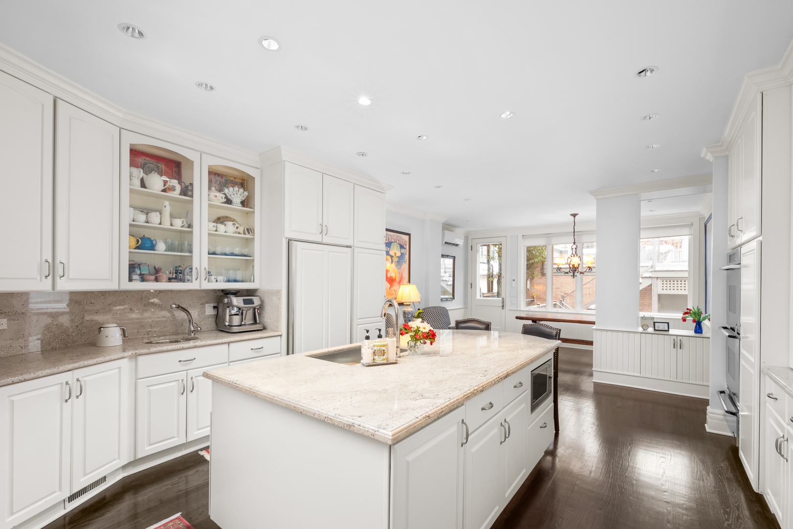 1816 N Lincoln Park West