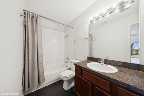 Tiny photo for 5809 Oakwood Drive #C, Lisle, IL 60532 (MLS # 12541885)