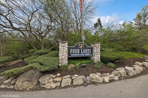 Tiny photo for 5809 Oakwood Drive #C, Lisle, IL 60532 (MLS # 12541885)