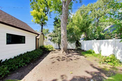 Tiny photo for 1820 S Ashland Avenue, Park Ridge, IL 60068 (MLS # 12738117)