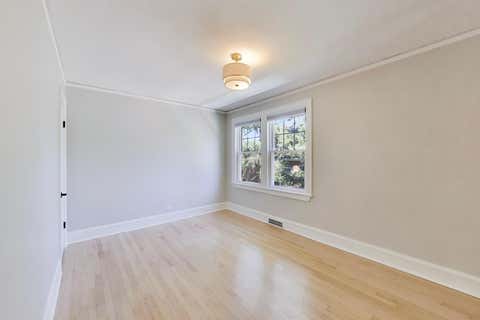 Tiny photo for 1820 S Ashland Avenue, Park Ridge, IL 60068 (MLS # 12738117)