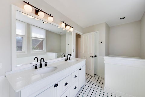 Tiny photo for 1820 S Ashland Avenue, Park Ridge, IL 60068 (MLS # 12738117)