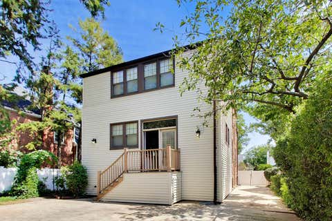 Tiny photo for 1820 S Ashland Avenue, Park Ridge, IL 60068 (MLS # 12738117)