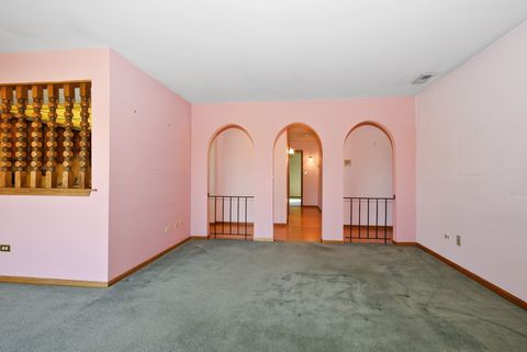 Tiny photo for 15704 Deerfield Court #2N, Orland Park, IL 60462 (MLS # 12627524)