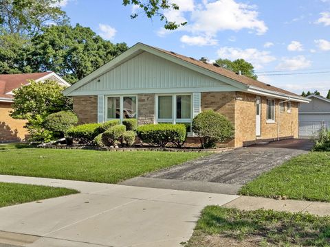 Photo of 11115 Martindale Drive, Westchester, IL 60154 (MLS # 12686070)