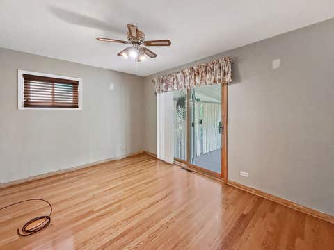 Tiny photo for 11115 Martindale Drive, Westchester, IL 60154 (MLS # 12686070)
