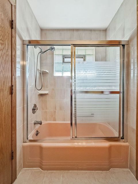 Tiny photo for 11115 Martindale Drive, Westchester, IL 60154 (MLS # 12686070)