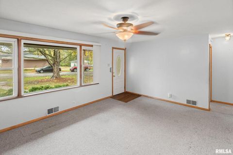 Tiny photo for 444 N MARION Street, Centralia, IL 62801 (MLS # EB460326)