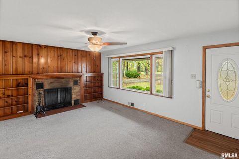 Tiny photo for 444 N MARION Street, Centralia, IL 62801 (MLS # EB460326)