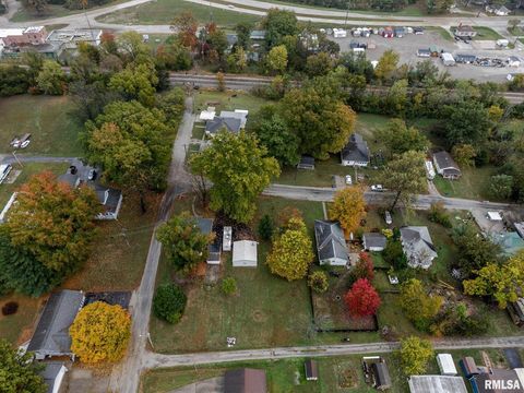 Tiny photo for 444 N MARION Street, Centralia, IL 62801 (MLS # EB460326)