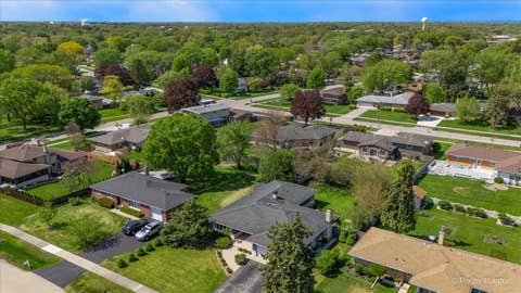 Tiny photo for 662 Orchard Court, Roselle, IL 60172 (MLS # 12732885)