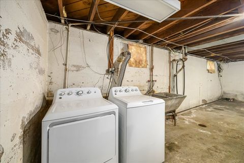 Tiny photo for 274 Kossuth Street, South Elgin, IL 60177 (MLS # 12645625)