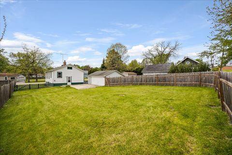 Tiny photo for 274 Kossuth Street, South Elgin, IL 60177 (MLS # 12645625)