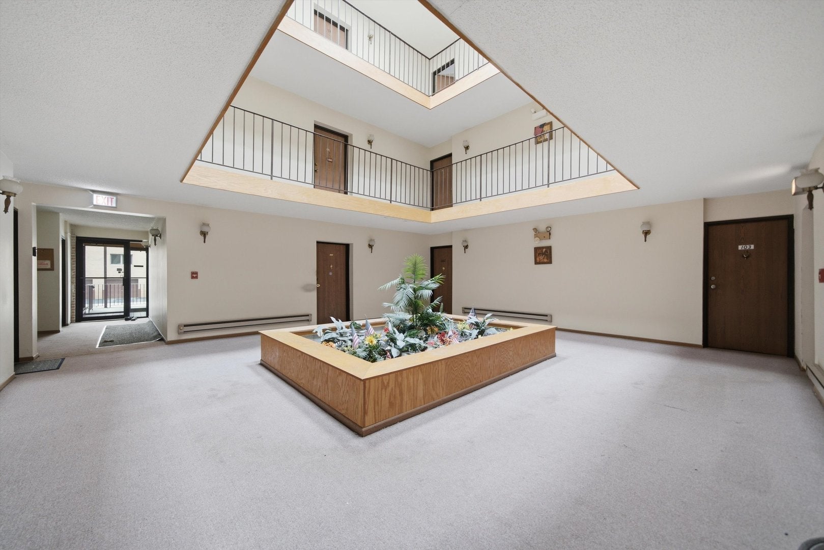 6441 W Pershing Road 104
