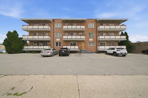 Tiny photo for 6441 W Pershing Road #104, Stickney, IL 60402 (MLS # 12726066)