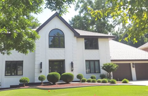 Photo of 2221 Donegal Drive, Darien, IL 60561 (MLS # 12502076) Photo of 2221 Donegal Drive, Darien, IL 60561 (MLS # 12502076)