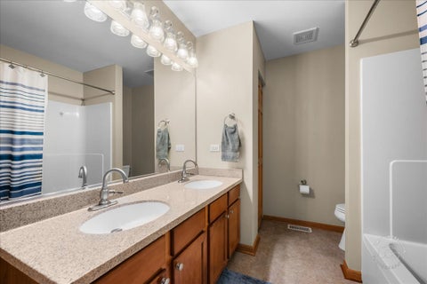 Tiny photo for 2518 Imgrund Road, North Aurora, IL 60542 (MLS # 12647994)