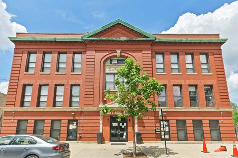 1058 N Campbell Street Chicago IL 60622