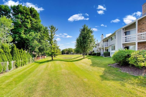 Tiny photo for 1225 Ranchview Court #0, Buffalo Grove, IL 60089 (MLS # 12715075)