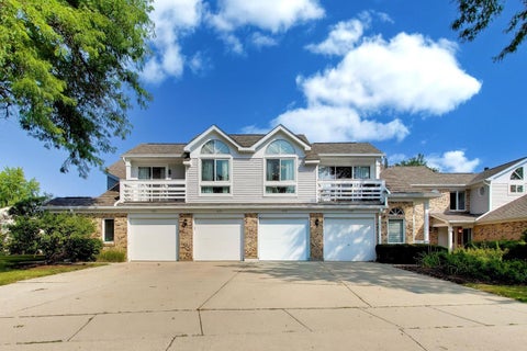 Tiny photo for 1225 Ranchview Court #0, Buffalo Grove, IL 60089 (MLS # 12715075)