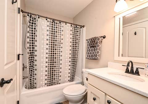Tiny photo for 5150 Winona Lane, Gurnee, IL 60031 (MLS # 12667301)