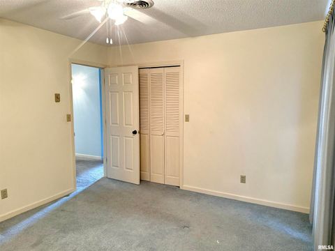 Tiny photo for 1810 Paula Lane, Marion, IL 62959 (MLS # EB460629)