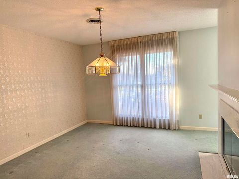 Tiny photo for 1810 Paula Lane, Marion, IL 62959 (MLS # EB460629)