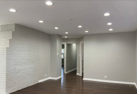 Tiny photo for 4642 S Hawthorne Avenue, Lyons, IL 60534 (MLS # 12458270)