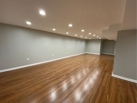 Tiny photo for 4642 S Hawthorne Avenue, Lyons, IL 60534 (MLS # 12458270)