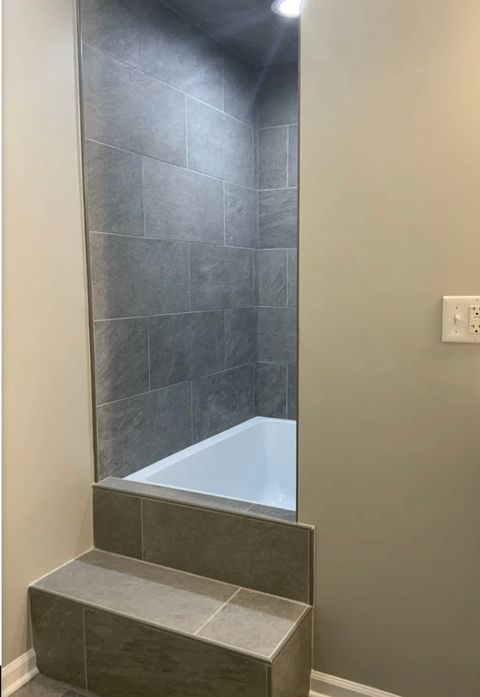 Tiny photo for 4642 S Hawthorne Avenue, Lyons, IL 60534 (MLS # 12458270)