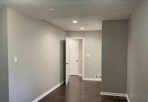 Tiny photo for 4642 S Hawthorne Avenue, Lyons, IL 60534 (MLS # 12458270)